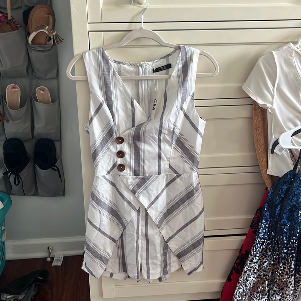 CBR romper, Medium